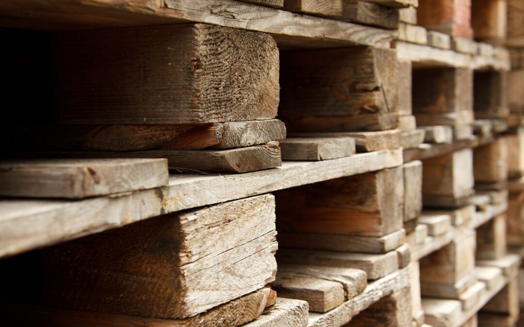 4 Ways to Repurpose Wood Pallets